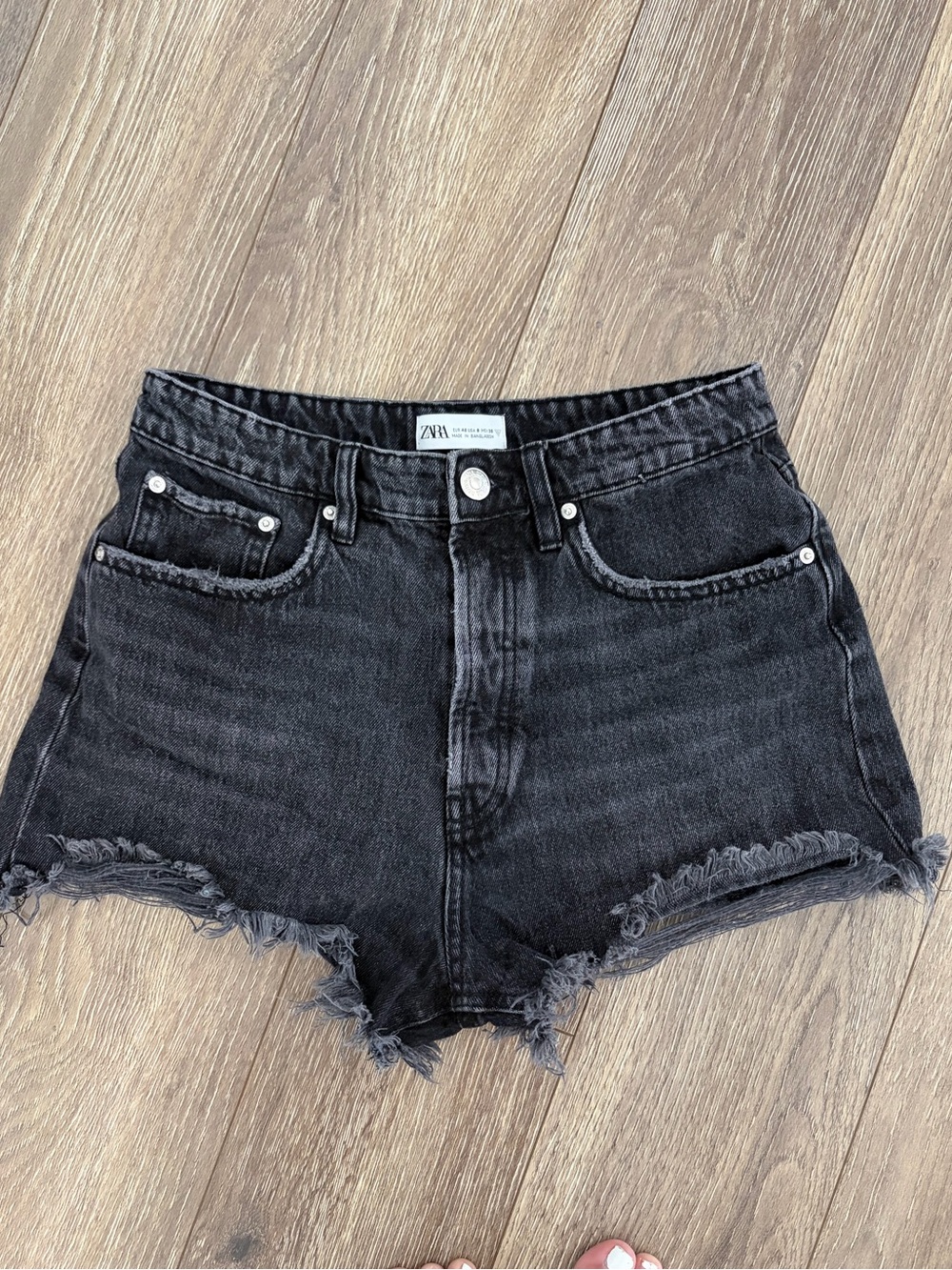 ZARA Black Washed Frayed-Hem Denim Shorts